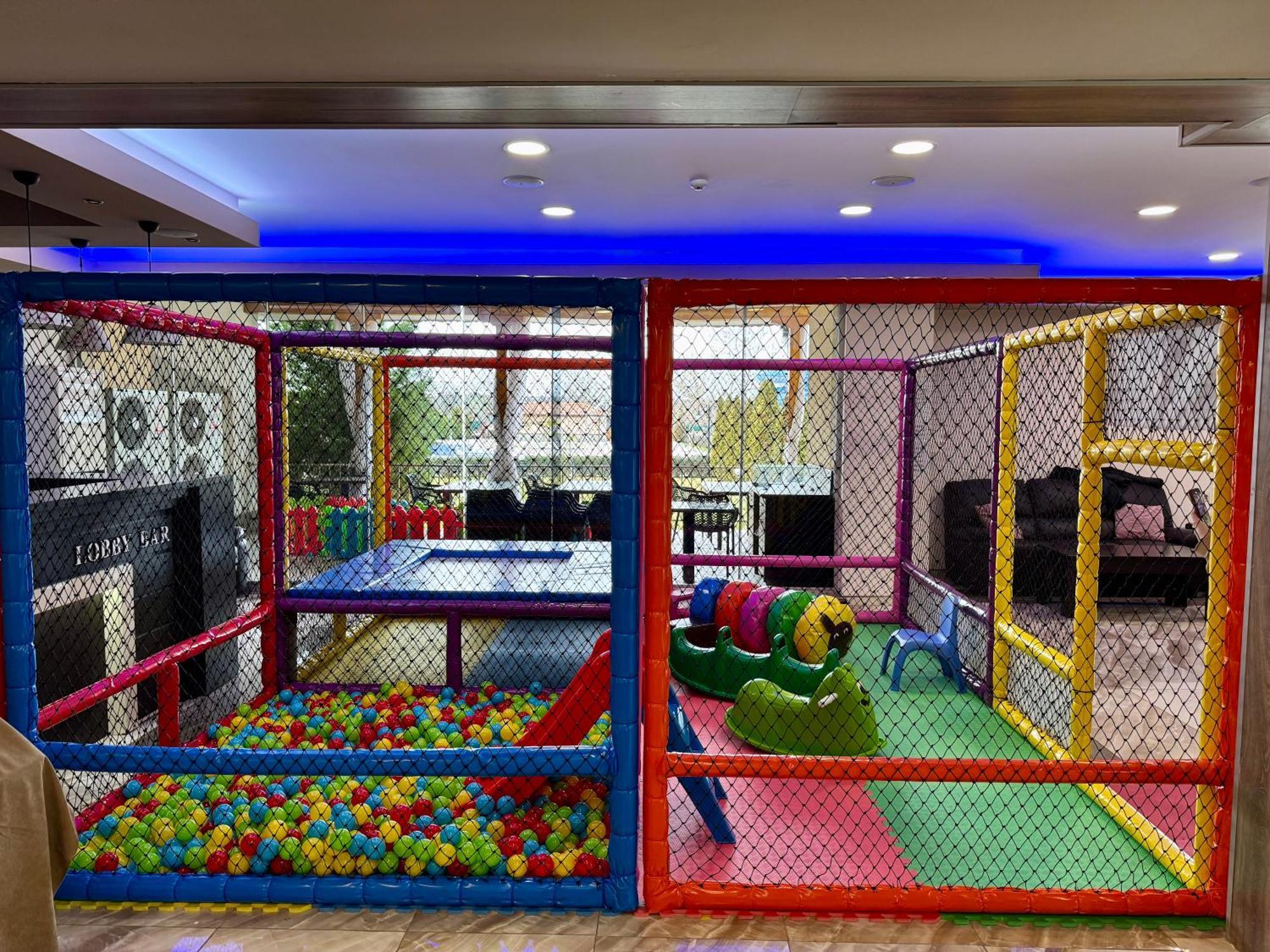 Spa Kompleks Raiski Kat Dimitrovgrad  Ngoại thất bức ảnh