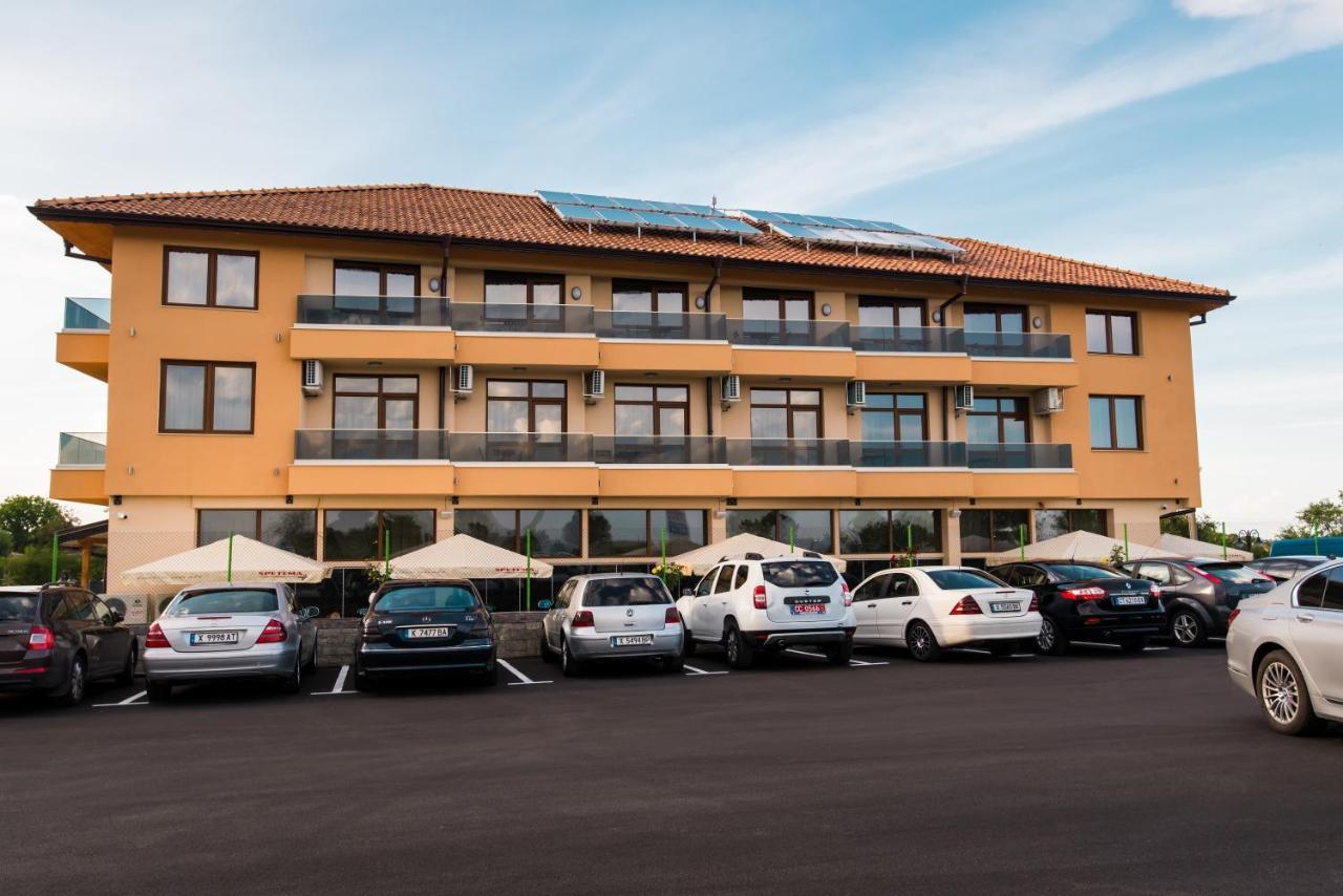 Spa Kompleks Raiski Kat Dimitrovgrad  Ngoại thất bức ảnh